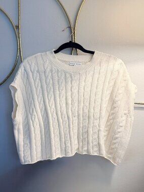 NWOT Miou Muse Cable Knit Sweater Vest White Size M